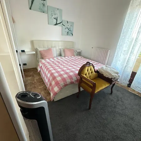 Penelope Bedroom Cesano